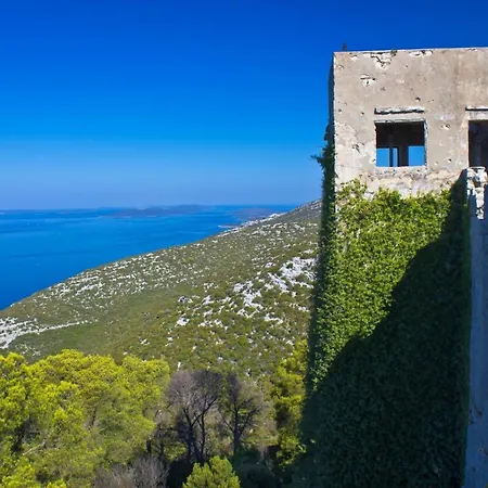 Apartament In With Sea View, Balcony, Air Conditioning, Wi-fi Kali