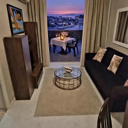 In With Sea View, Balcony, Air Conditioning, Wi-fi Appartement *